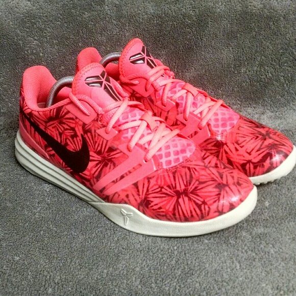 Nike Other - Nike Kobe Mentality Hot Lava